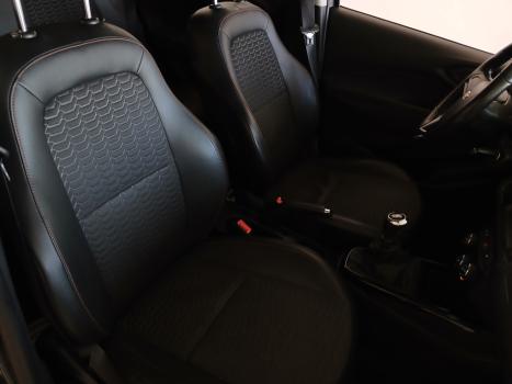 CHEVROLET Onix Hatch 1.4 4P FLEX LTZ, Foto 4