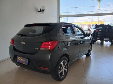 CHEVROLET Onix Hatch 1.4 4P FLEX LTZ, Foto 6