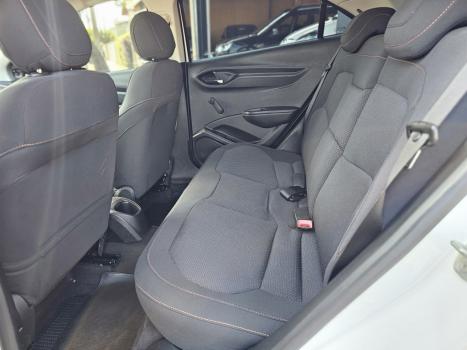 CHEVROLET Onix Hatch 1.4 4P FLEX LT, Foto 9