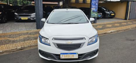 CHEVROLET Onix Hatch 1.4 4P FLEX LT, Foto 2