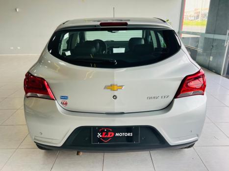 CHEVROLET Onix Hatch 1.4 4P FLEX LTZ AUTOM�TICO, Foto 8
