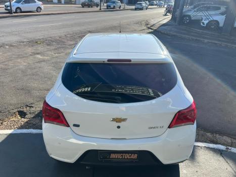 CHEVROLET Onix Hatch 1.0 12V 4P FLEX LT, Foto 4