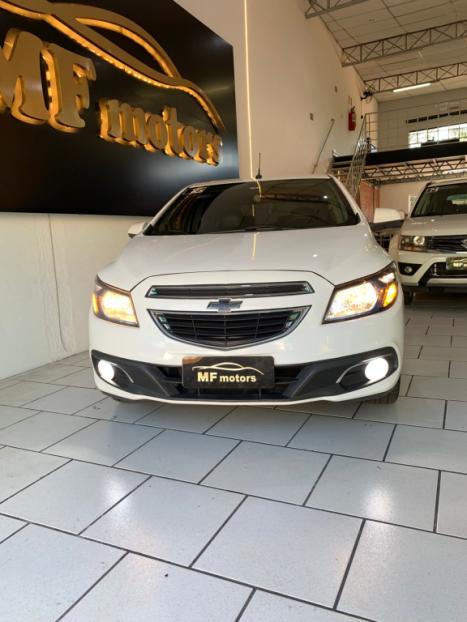 CHEVROLET Onix Hatch 1.4 4P FLEX LTZ, Foto 2
