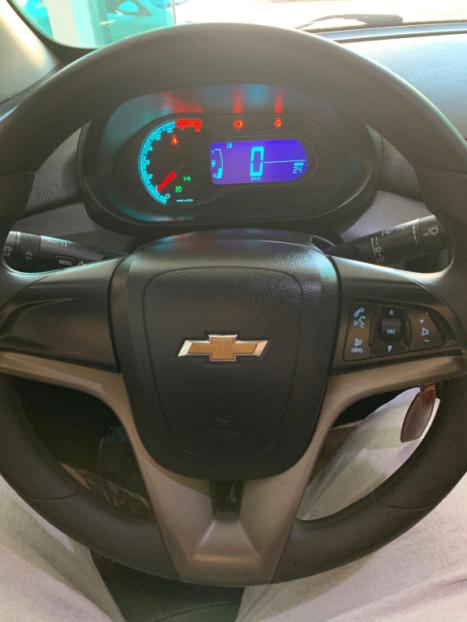 CHEVROLET Onix Hatch 1.4 4P FLEX LTZ, Foto 5