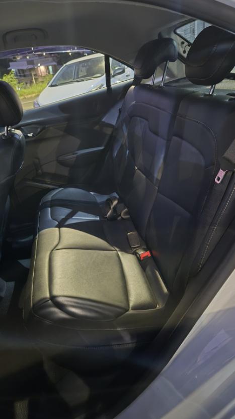 CHEVROLET Onix Hatch 1.4 4P FLEX LT AUTOM�TICO, Foto 8