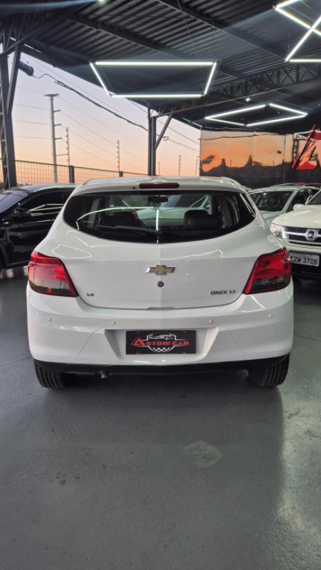 CHEVROLET Onix Hatch 1.4 4P FLEX LT AUTOM�TICO, Foto 6