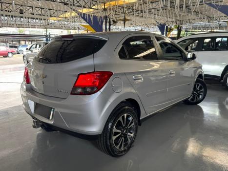 CHEVROLET Onix Hatch 1.4 4P FLEX LT, Foto 3