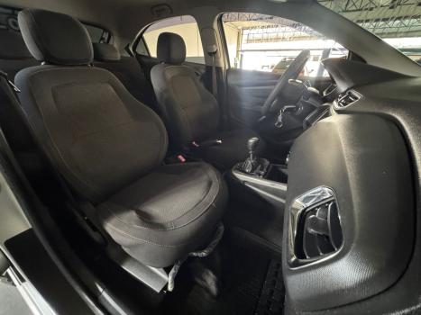 CHEVROLET Onix Hatch 1.4 4P FLEX LT, Foto 12