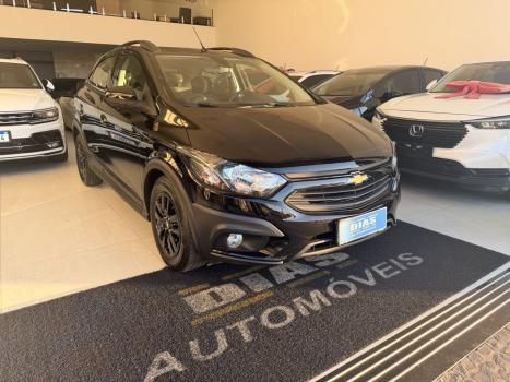 CHEVROLET Onix Hatch 1.4 4P FLEX ACTIV AUTOM�TICO, Foto 3