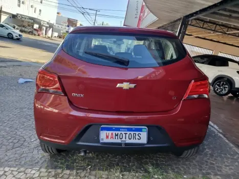 CHEVROLET Onix Hatch 1.4 4P FLEX LT AUTOM�TICO, Foto 5