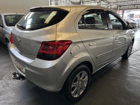 CHEVROLET Onix Hatch 1.4 4P FLEX LT, Foto 4