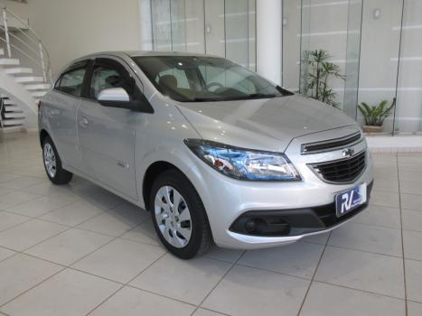 CHEVROLET Onix Hatch 1.4 4P FLEX LT, Foto 1