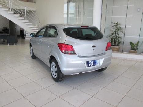 CHEVROLET Onix Hatch 1.4 4P FLEX LT, Foto 9