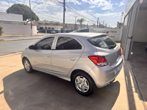 CHEVROLET Onix Hatch 1.0 4P FLEX LS, Foto 5