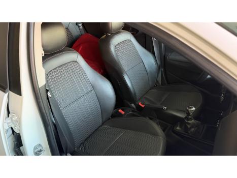 CHEVROLET Onix Hatch 1.4 4P FLEX LTZ, Foto 4