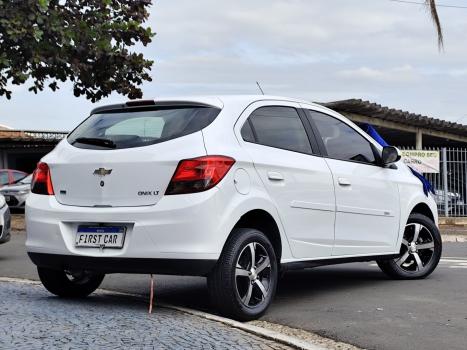 CHEVROLET Onix Hatch 1.4 4P FLEX LT AUTOM�TICO, Foto 8