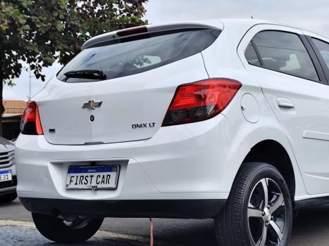 CHEVROLET Onix Hatch 1.4 4P FLEX LT AUTOM�TICO, Foto 20