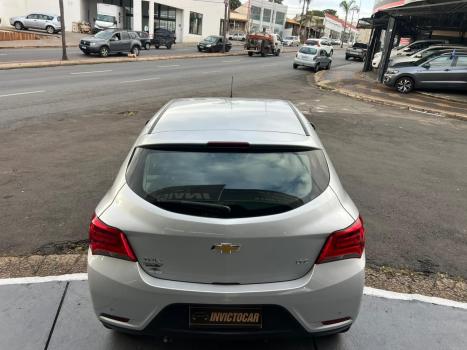 CHEVROLET Onix Hatch 1.4 4P FLEX LTZ AUTOM�TICO, Foto 4