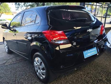 CHEVROLET Onix Hatch 1.4 4P FLEX LT, Foto 6