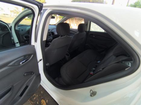 CHEVROLET Onix Hatch 1.4 4P FLEX LT, Foto 6