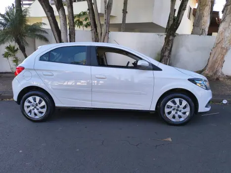 CHEVROLET Onix Hatch 1.4 4P FLEX LT, Foto 15