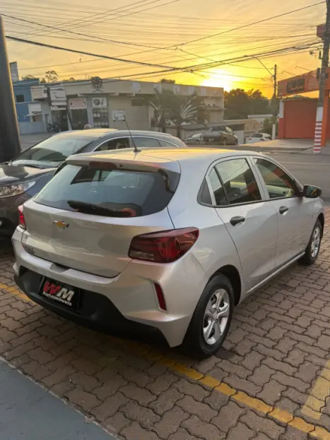 CHEVROLET Onix Hatch 1.0 4P FLEX LT2, Foto 14