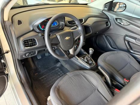 CHEVROLET Onix Hatch 1.4 4P FLEX LT, Foto 2