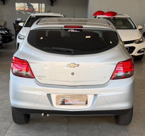 CHEVROLET Onix Hatch 1.4 4P FLEX LT, Foto 12