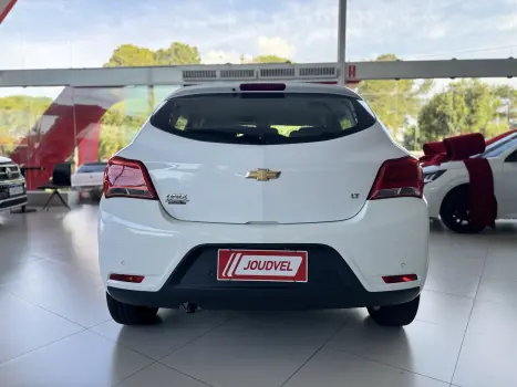 CHEVROLET Onix Hatch 1.4 4P FLEX LT AUTOM�TICO, Foto 6