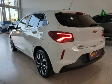 CHEVROLET Onix Hatch 1.0 12V 4P FLEX PREMIER TURBO AUTOM�TICO, Foto 11