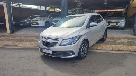 CHEVROLET Onix Hatch 1.4 4P FLEX LTZ, Foto 8
