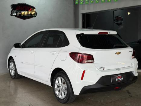 CHEVROLET Onix Hatch 1.0 12V 4P FLEX LT TURBO, Foto 4