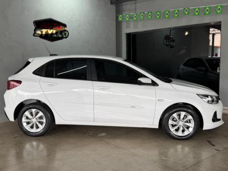 CHEVROLET Onix Hatch 1.0 12V 4P FLEX LT TURBO, Foto 6