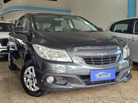 CHEVROLET Onix Hatch 1.0 4P FLEX LT, Foto 2