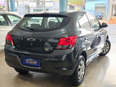 CHEVROLET Onix Hatch 1.0 4P FLEX LT, Foto 3