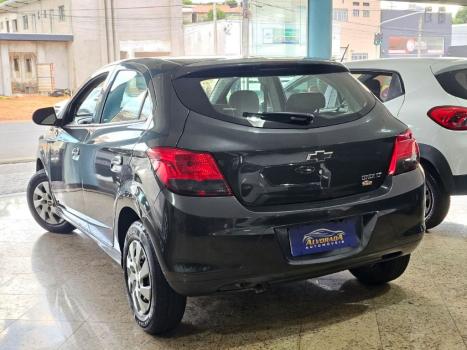 CHEVROLET Onix Hatch 1.0 4P FLEX LT, Foto 4