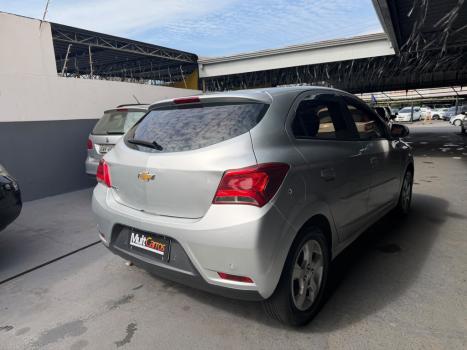 CHEVROLET Onix Hatch 1.4 4P FLEX LT, Foto 4