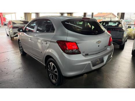 CHEVROLET Onix Hatch 1.4 4P FLEX LTZ, Foto 6