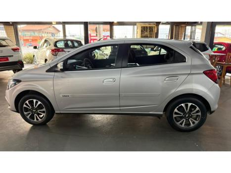 CHEVROLET Onix Hatch 1.4 4P FLEX LTZ, Foto 13