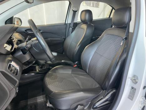 CHEVROLET Onix Hatch 1.4 4P FLEX LTZ, Foto 8