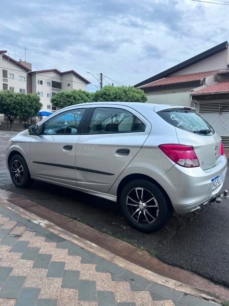 CHEVROLET Onix Hatch 1.0 4P FLEX LS, Foto 3