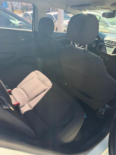 CHEVROLET Onix Hatch 1.4 4P FLEX LT AUTOM�TICO, Foto 2