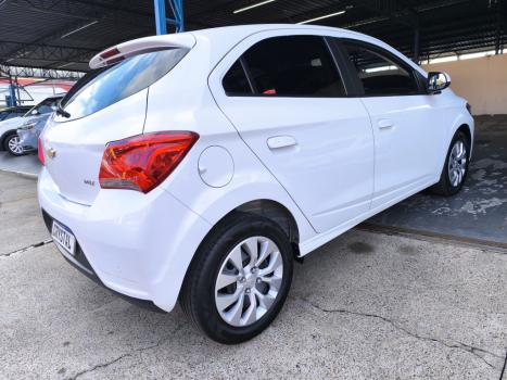 CHEVROLET Onix Hatch 1.4 4P FLEX LT, Foto 6