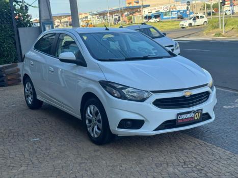 CHEVROLET Onix Hatch 1.4 4P FLEX LT, Foto 4