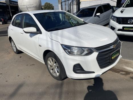 CHEVROLET Onix Hatch 1.0 4P FLEX LT2, Foto 2
