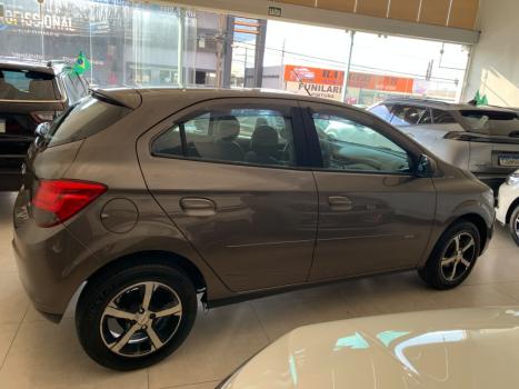 CHEVROLET Onix Hatch 1.4 4P FLEX LT, Foto 8