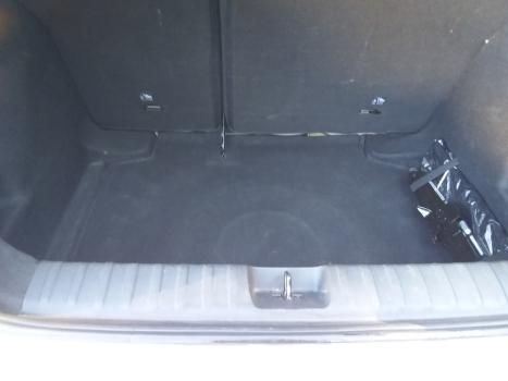 CHEVROLET Onix Hatch 1.0 12V 4P FLEX LT TURBO AUTOM�TICO, Foto 8