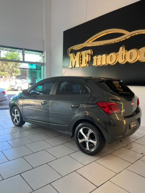 CHEVROLET Onix Hatch 1.4 4P FLEX LTZ, Foto 2