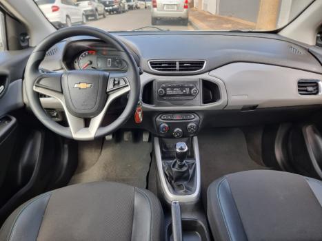 CHEVROLET Onix Hatch 1.0 4P FLEX LT, Foto 2