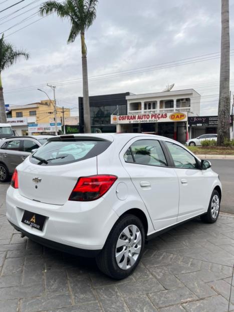 CHEVROLET Onix Hatch 1.4 4P FLEX LT, Foto 4